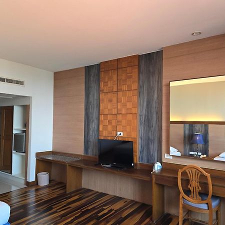 Chiang Mai Phucome Hotel Екстериор снимка