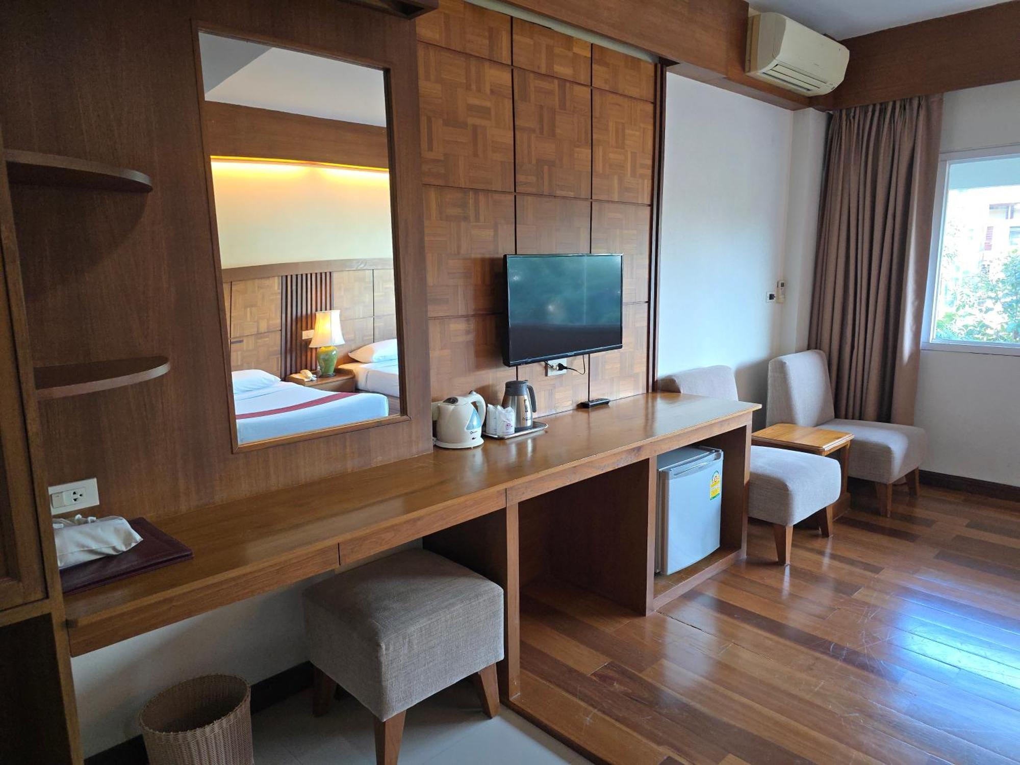 Chiang Mai Phucome Hotel Екстериор снимка
